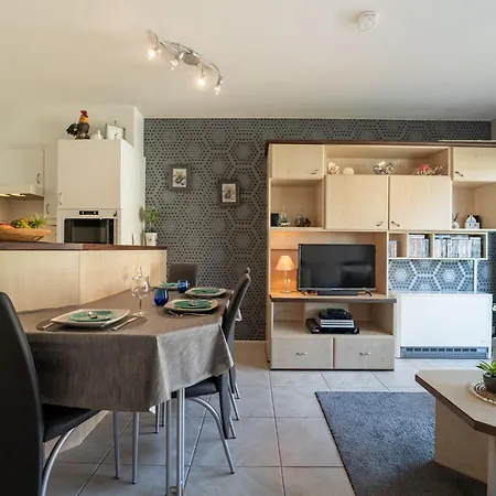 Garden T20 - 105 Parking & Pool By Interhome *